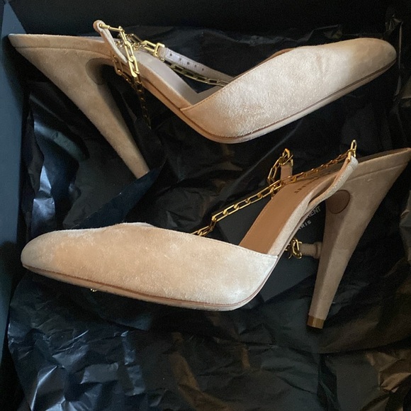 Elegant shoes, good condition. Comes with dusty bag and packaging. - Picture 5 of 8